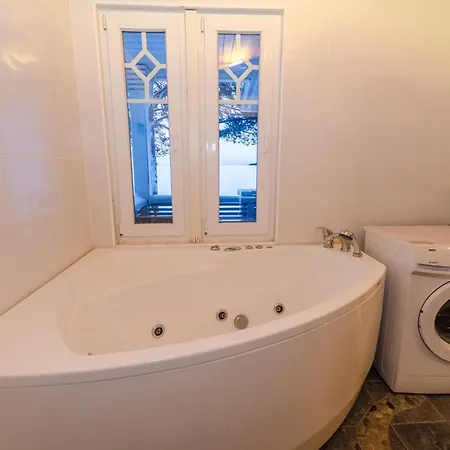 Saunamaja By Interhome Kolinkylä