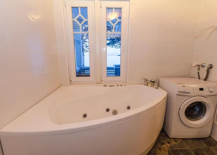 Saunamaja By Interhome Kolinkylä